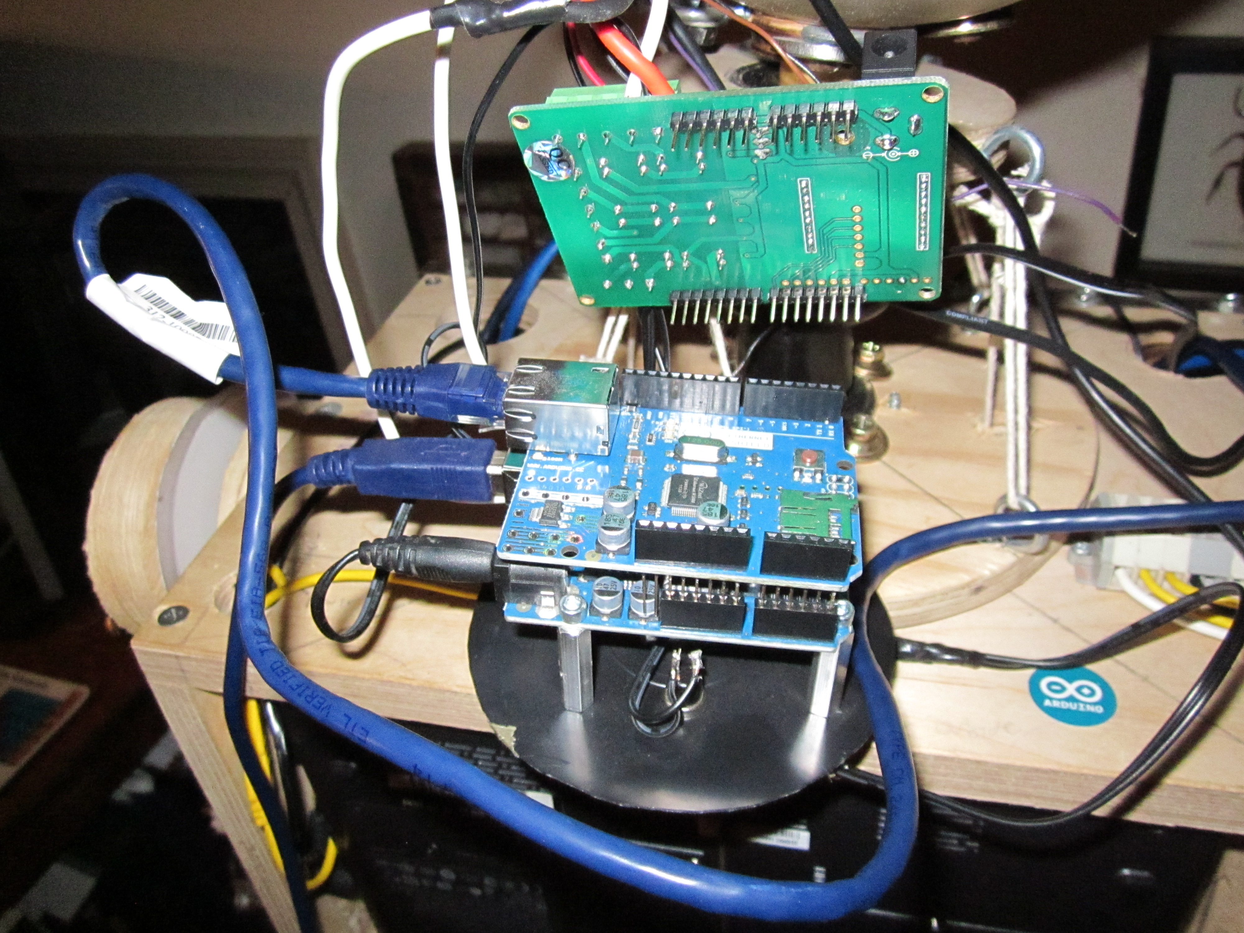Ethernet And Relay Shield 12135968076 O